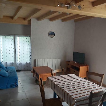 jonzac-gite-lepuits Clion  Extérieur photo